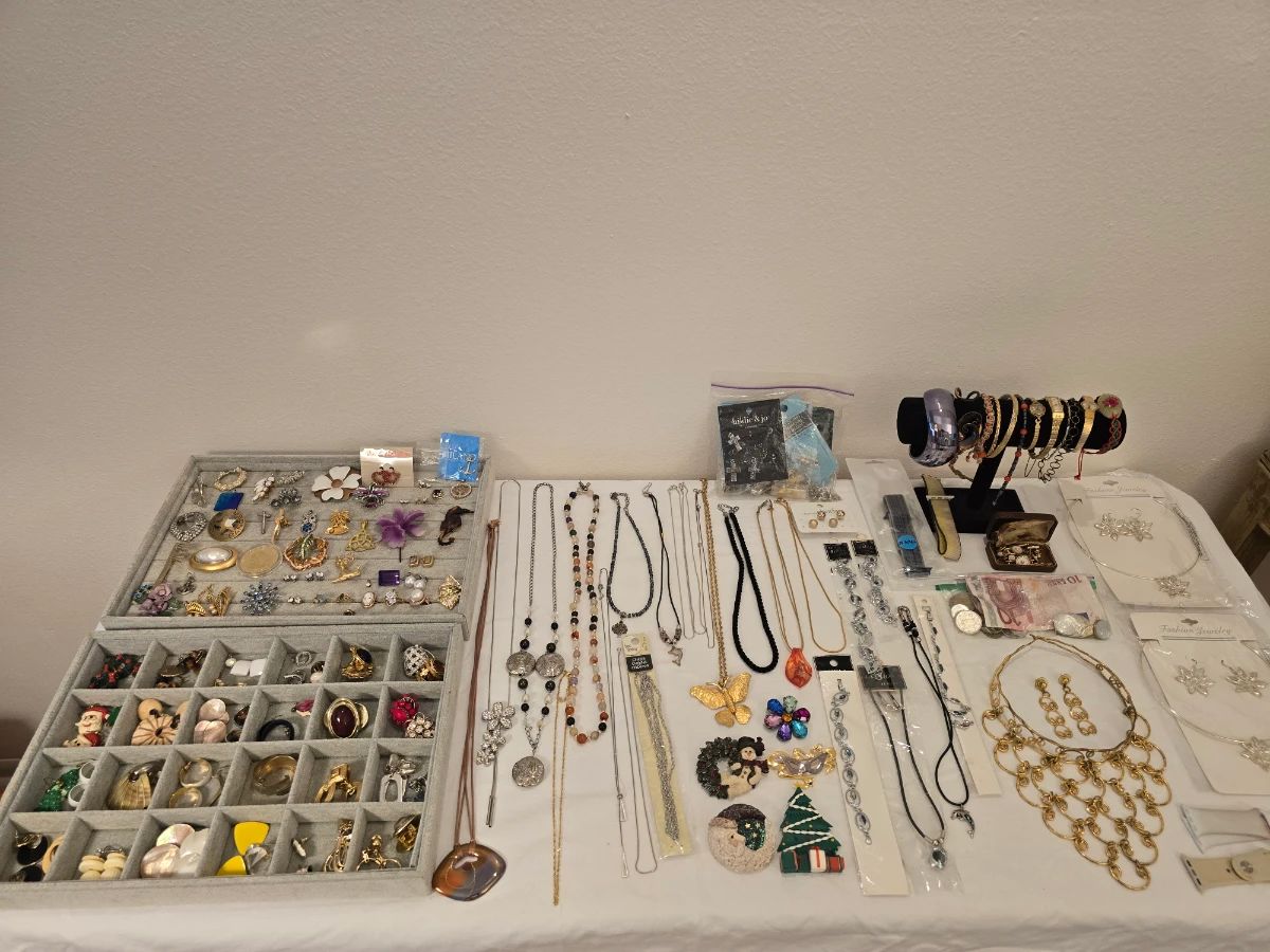 Renee's Estate Sales