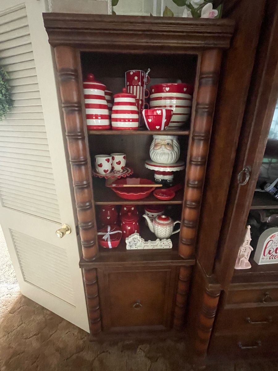 HUGE sale in North Lakeland...