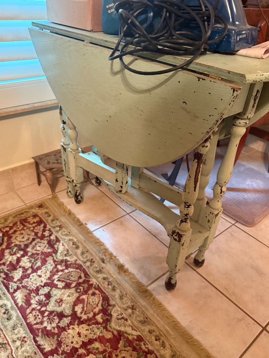 Long time Rockledge resident professional collector Fabulous Stuff
