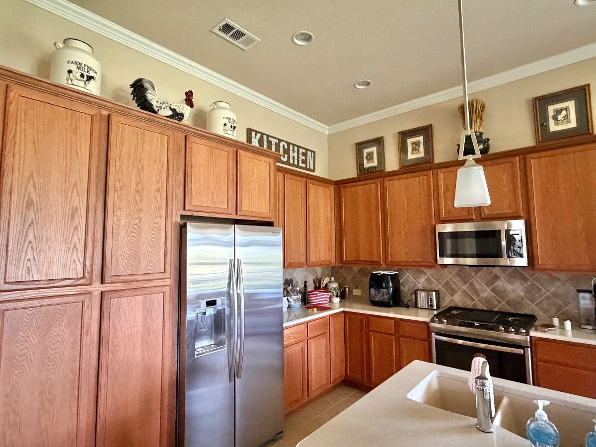 ~Incredible Denton Estate Sale! Golf Clubs, Golf Cart, Gun Safe, Fine Furniture, Collectibles, Art..