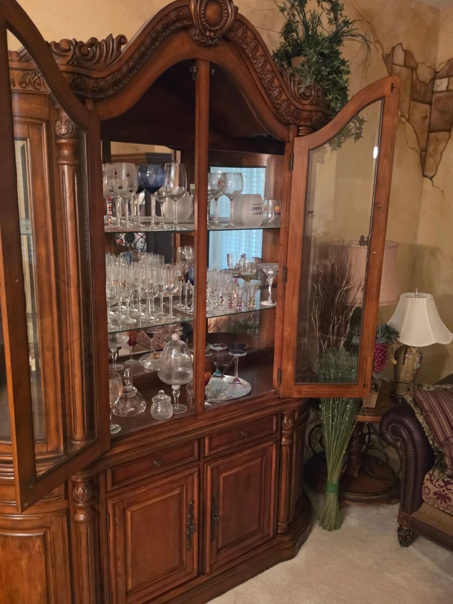 (QUALITY) Hudson FL Estate Sale