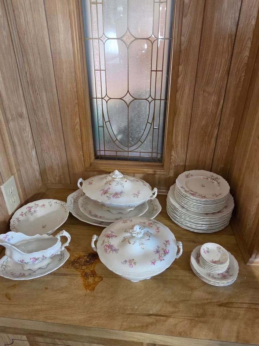 On Site Estate Sale - Friday * Saturday