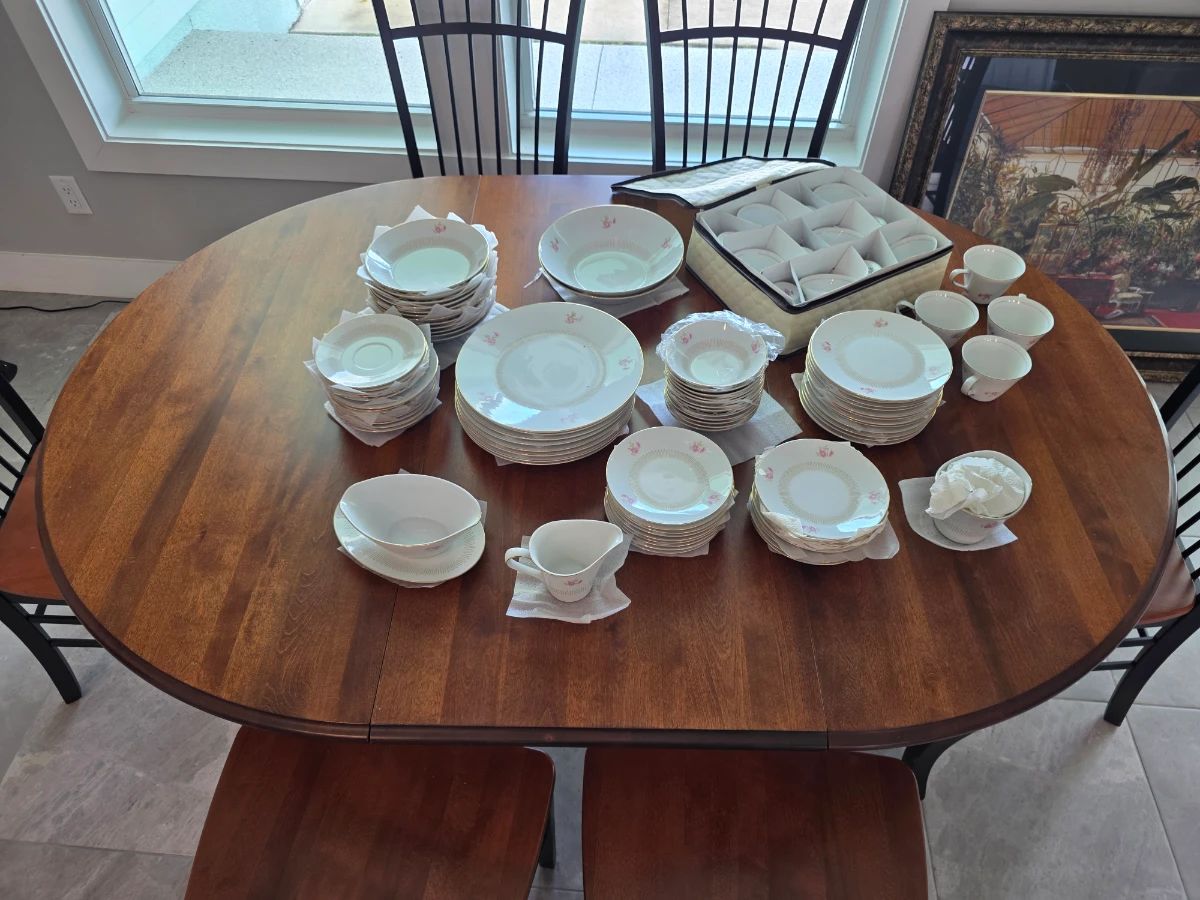 +++One Stop Startup Shop Inc. 2 Race-Cars In Buckingham Ranch Estate Sale