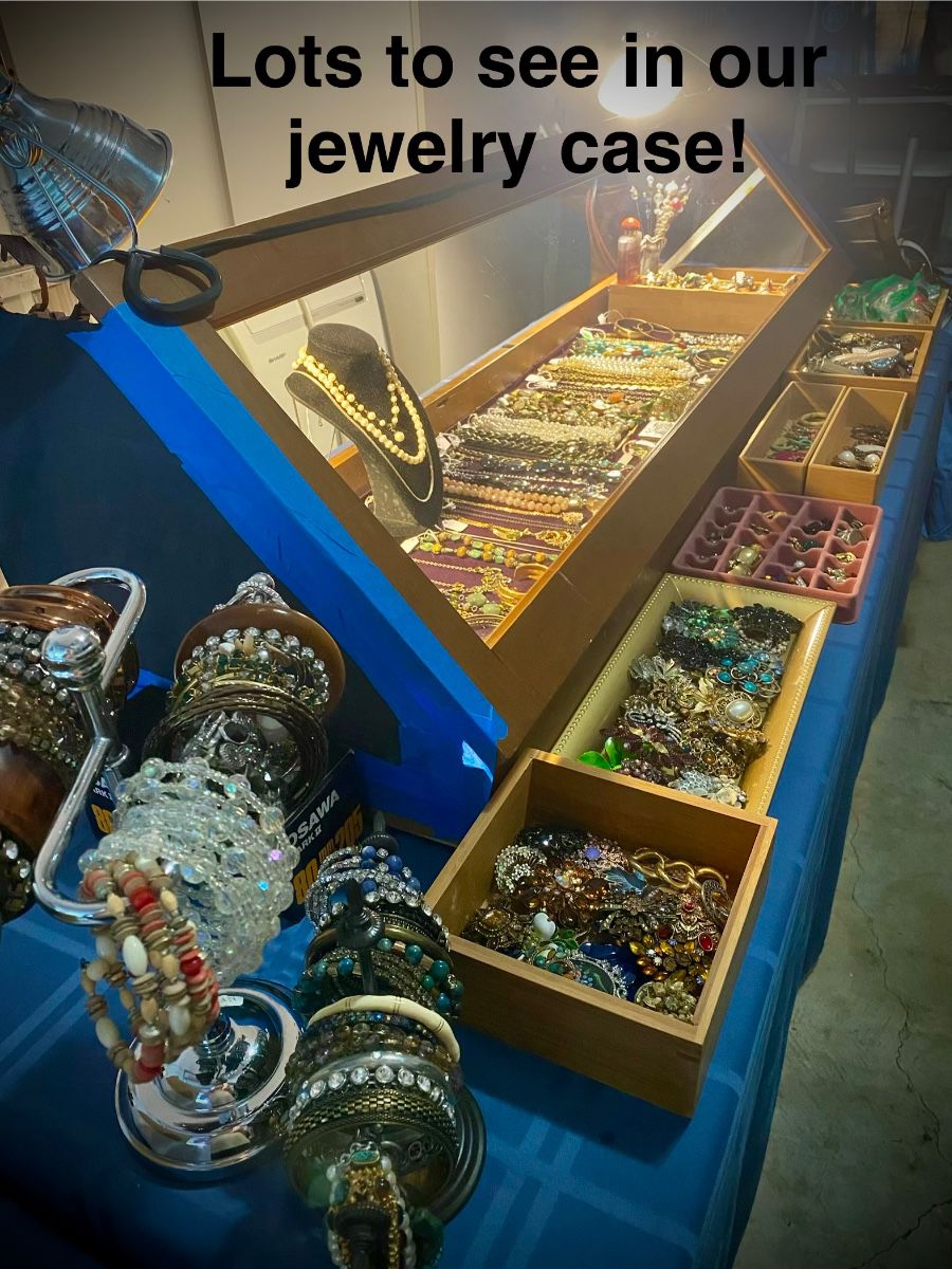 Sophisticated Vinings/Buckhead Estate Sale: An Elegant Selection of Timeless Treasures