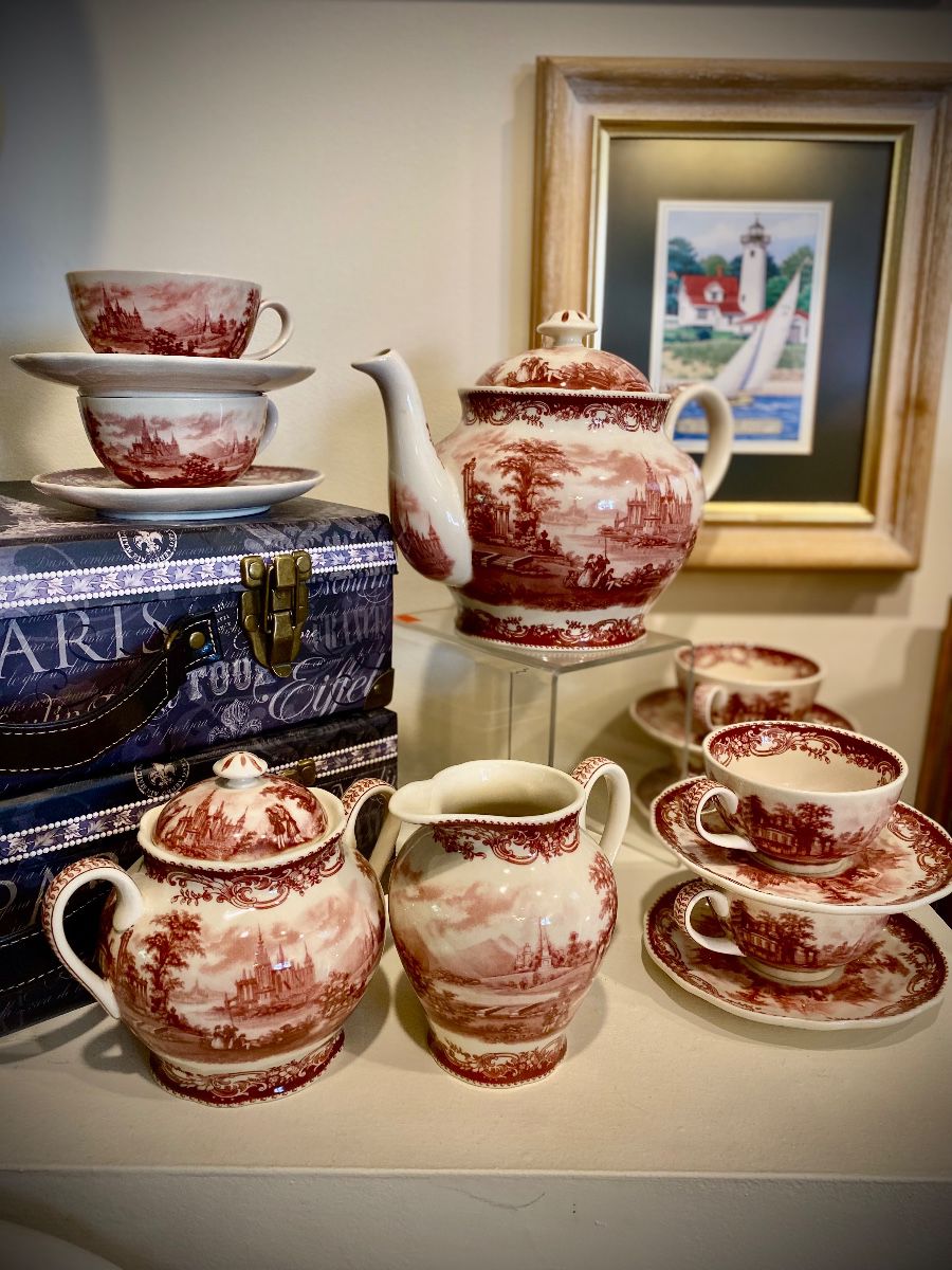 Sophisticated Vinings/Buckhead Estate Sale: An Elegant Selection of Timeless Treasures