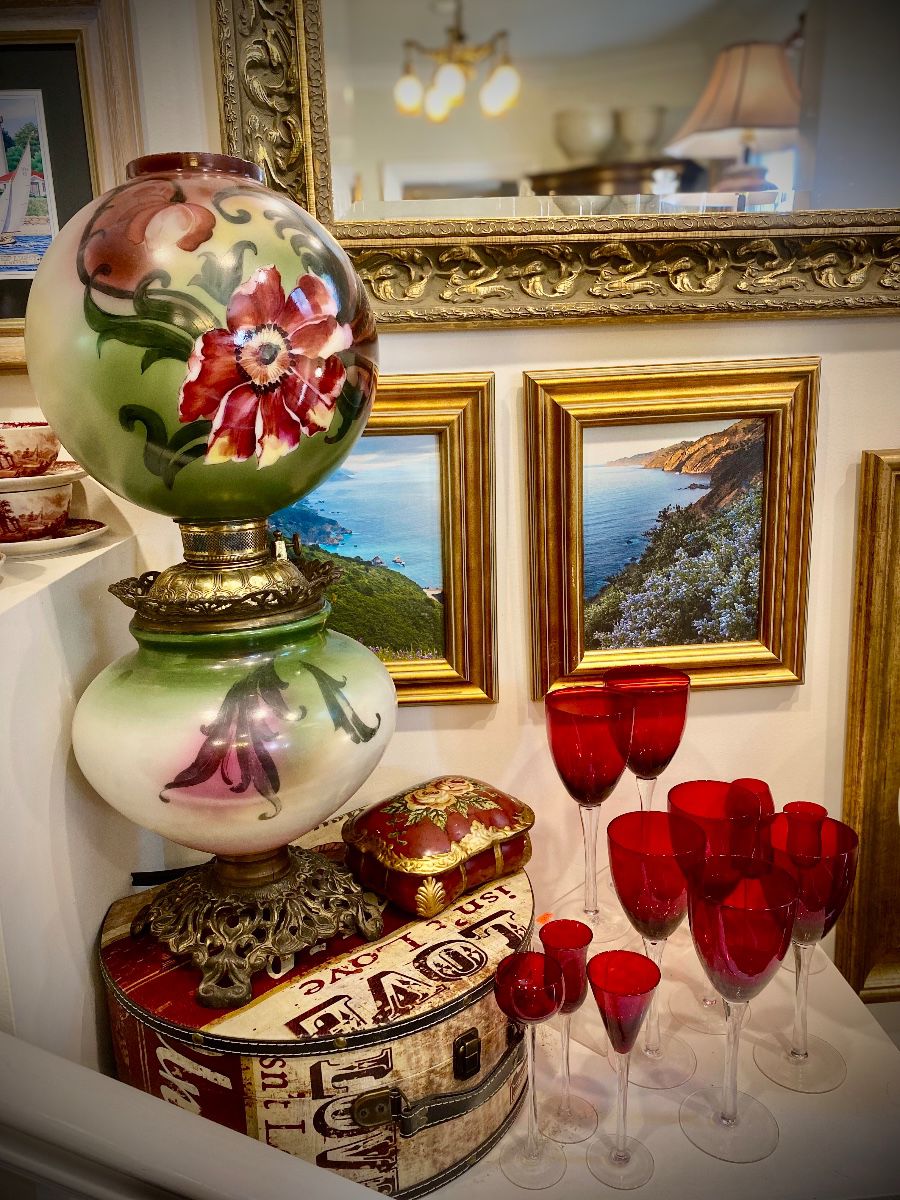 Sophisticated Vinings/Buckhead Estate Sale: An Elegant Selection of Timeless Treasures