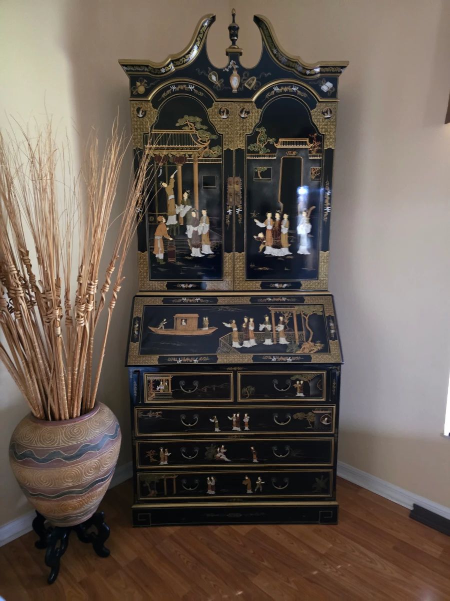 Chinoiserie Secretary Desk and Hutch with Black Lacquer Inlay