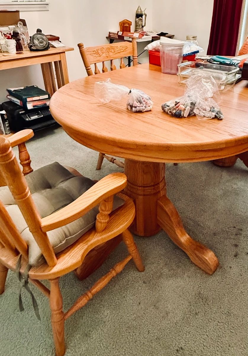 Amish-Crafted Oak & Vintage Treasures in Spring Hill