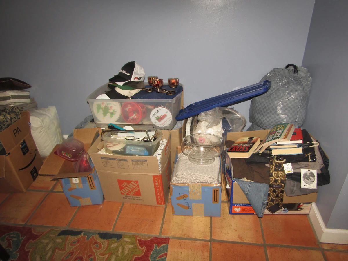 En Garde or Touche? Large Knife Collection, Antiques, Locksmith Gear, Zero Turn Mower, Tools & More