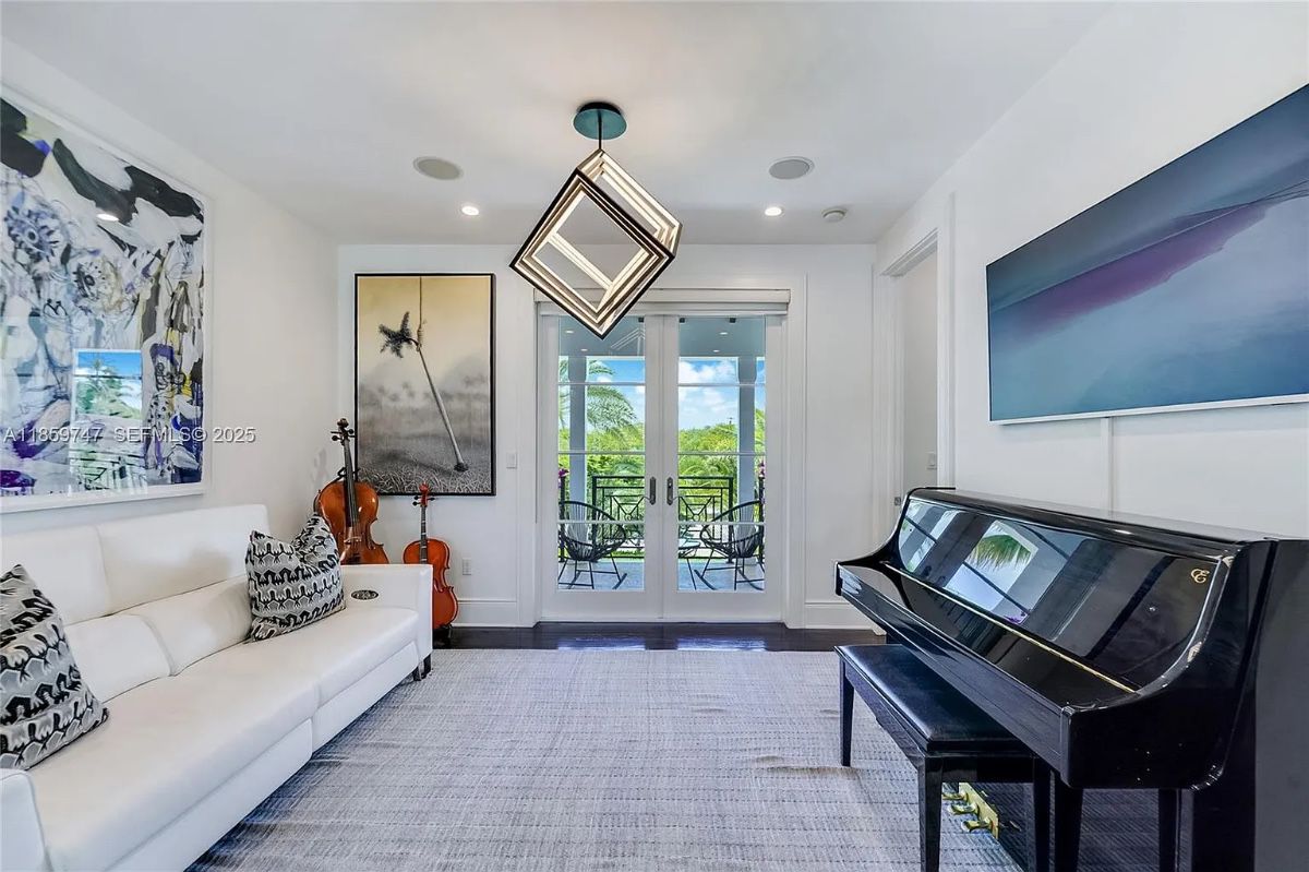 GABLES BY THE SEA - HUGE MOVING SALE