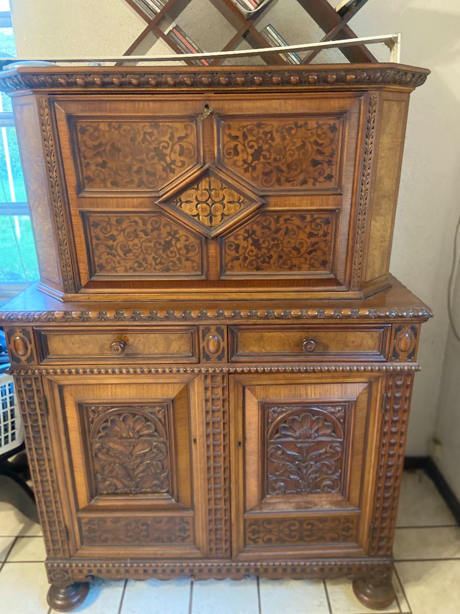 Antiques at Seminole Sale