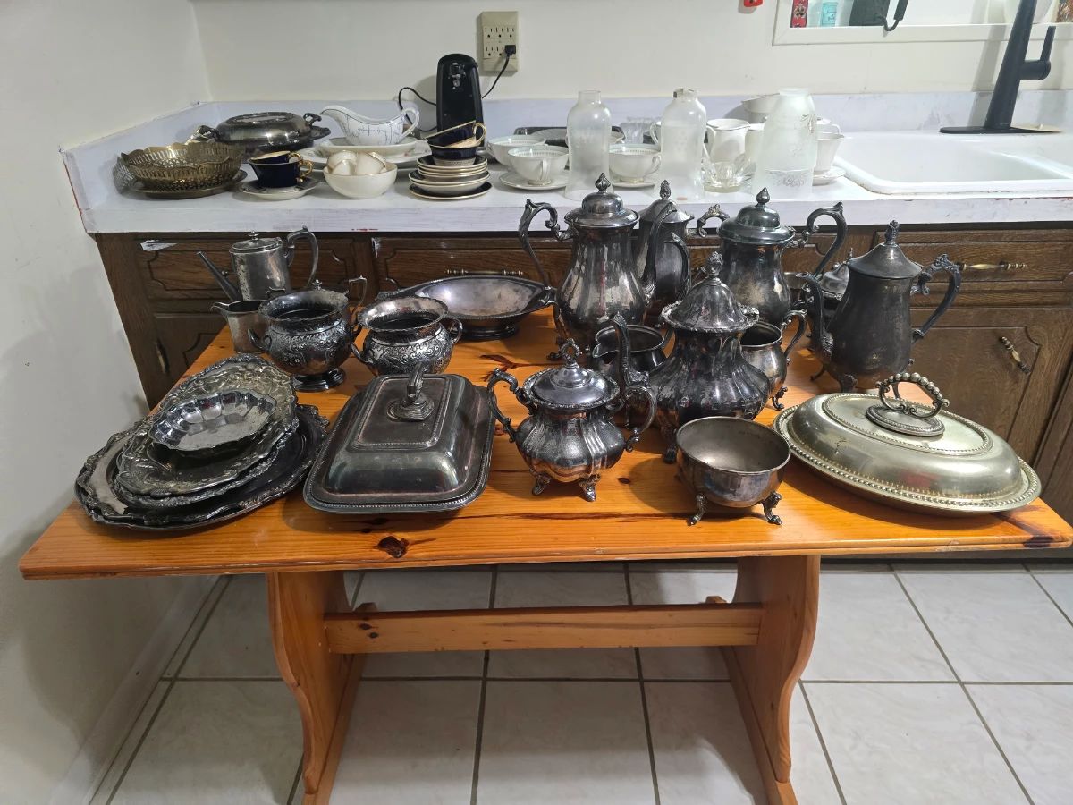 Glass, Silver, Antiques & Furniture