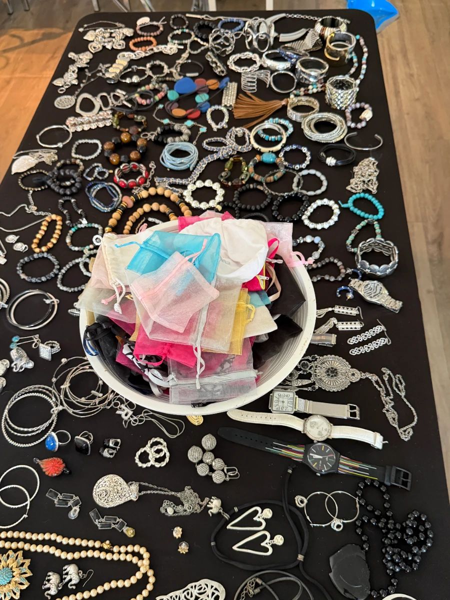 Rebecca's Estate Sales In Delray Beach