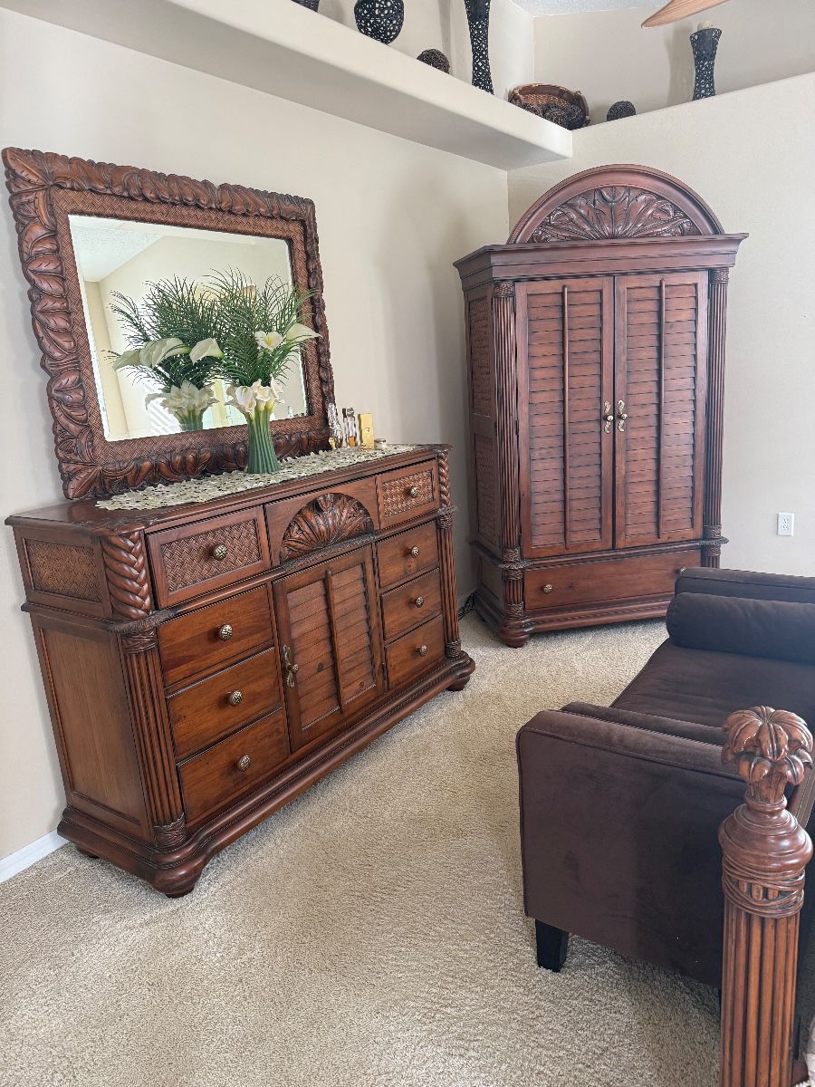 Lovely Viera Home many nice items clean clean clean