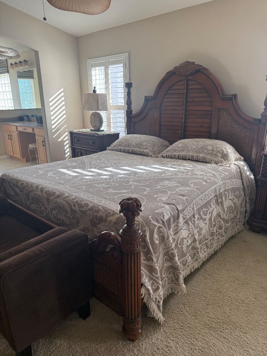 Lovely Viera Home many nice items clean clean clean
