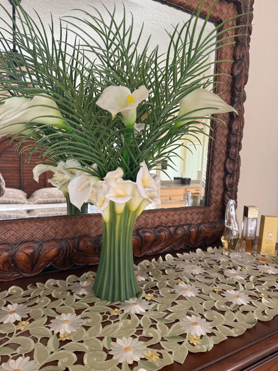 Lovely Viera Home many nice items clean clean clean