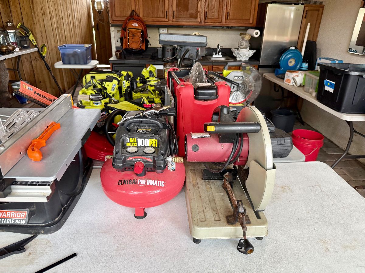 Power Tools & Equipment Assortment