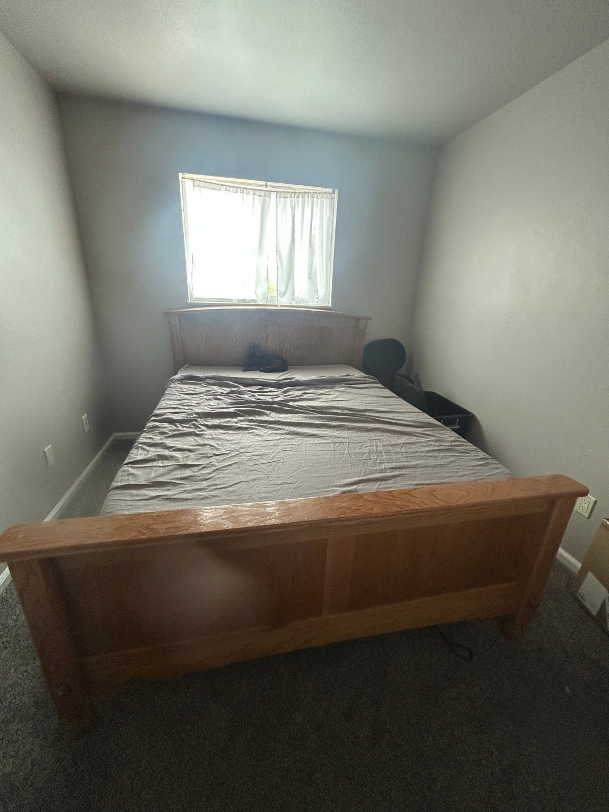 Moving Abroad - Make an Offer on Almost Everything