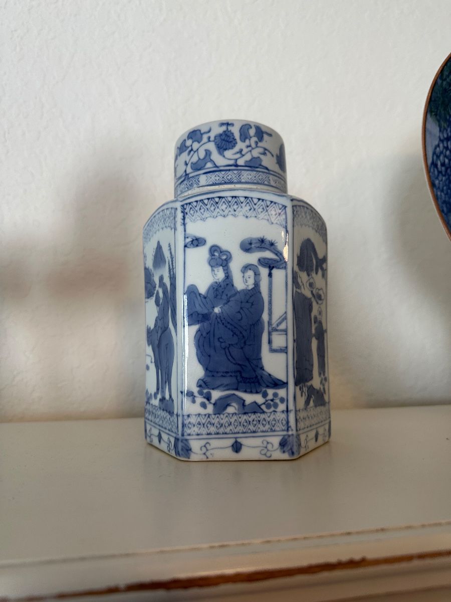 CAIT'S® Tampa Estate Sale