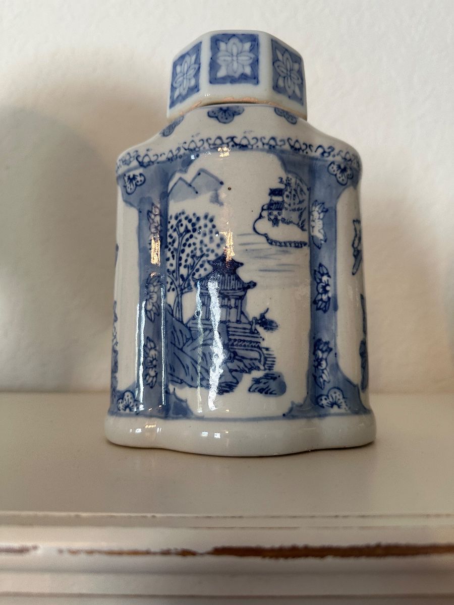 CAIT'S® Tampa Estate Sale