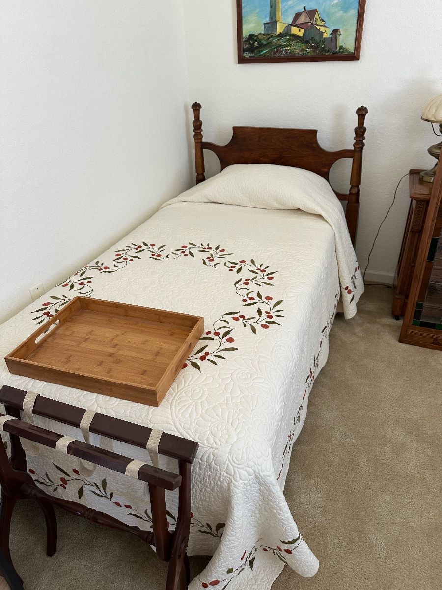 Twin Quilt with Cherry & Leaf Motif, Wooden Bed Frame & Luggage Rack Grouping