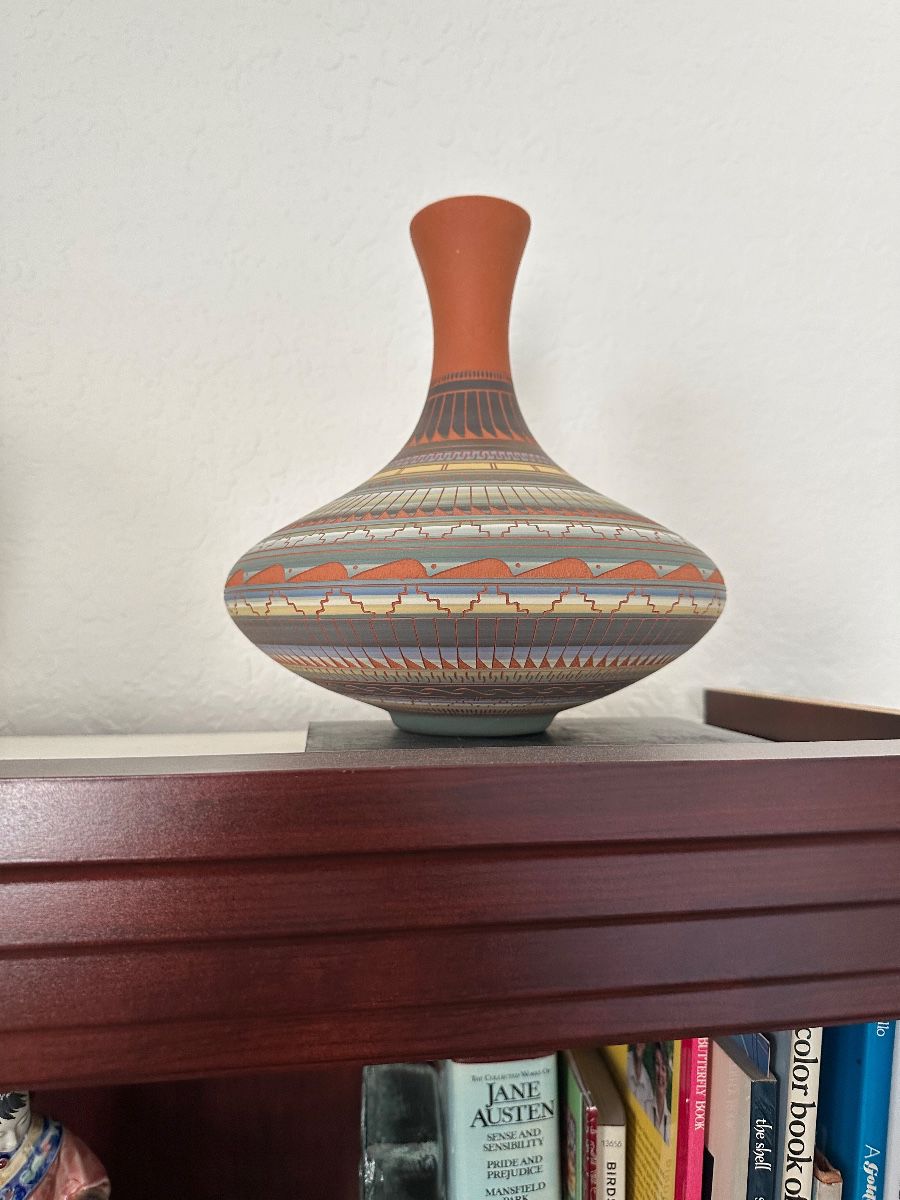 Native American Style Geometric Pattern Pottery Vase