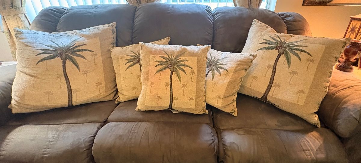 PALM TREES, PRETTY THINGS & SO MUCH MORE!