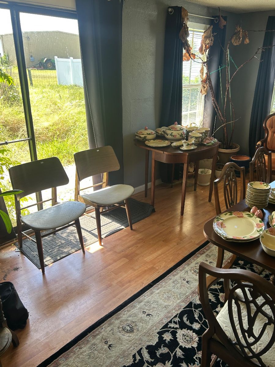 Treasure Hunter’s Estate Sale – Vintage Furniture, China, Pottery & More!