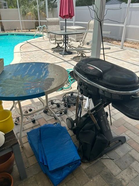 Largo Full House Estate Sale