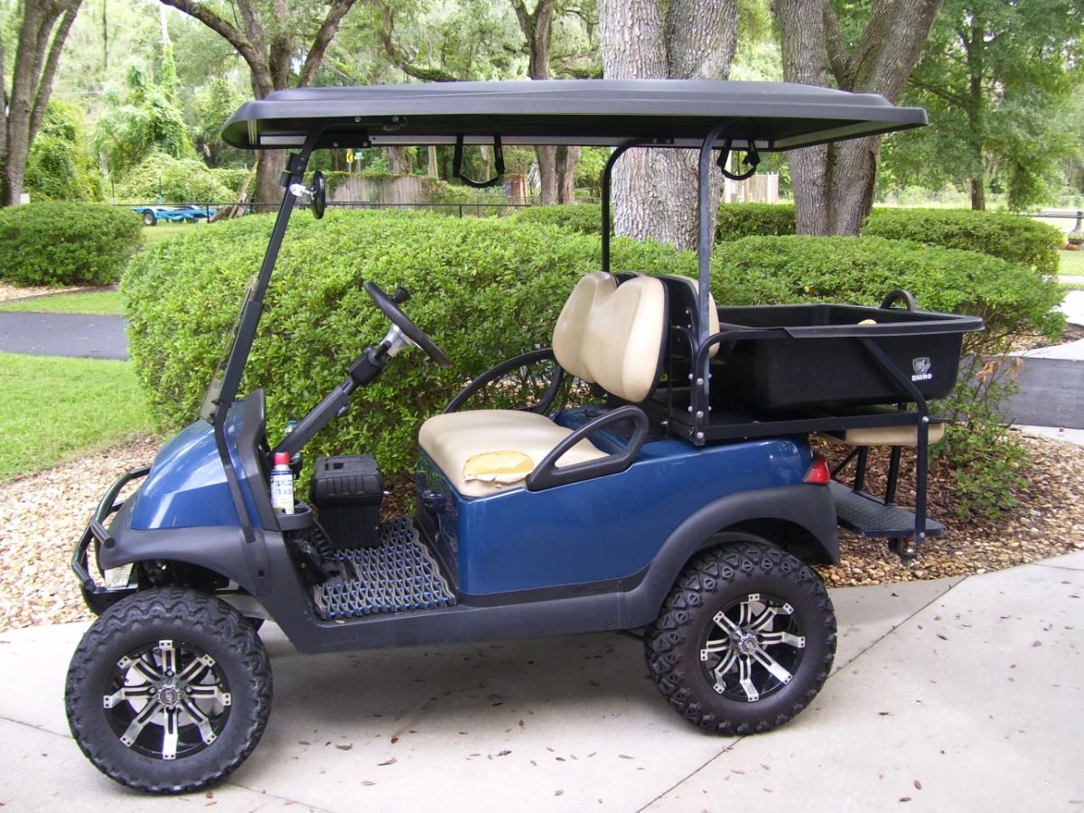 Estate Sale on Lake Weir - You Do Not Want to Miss This One!