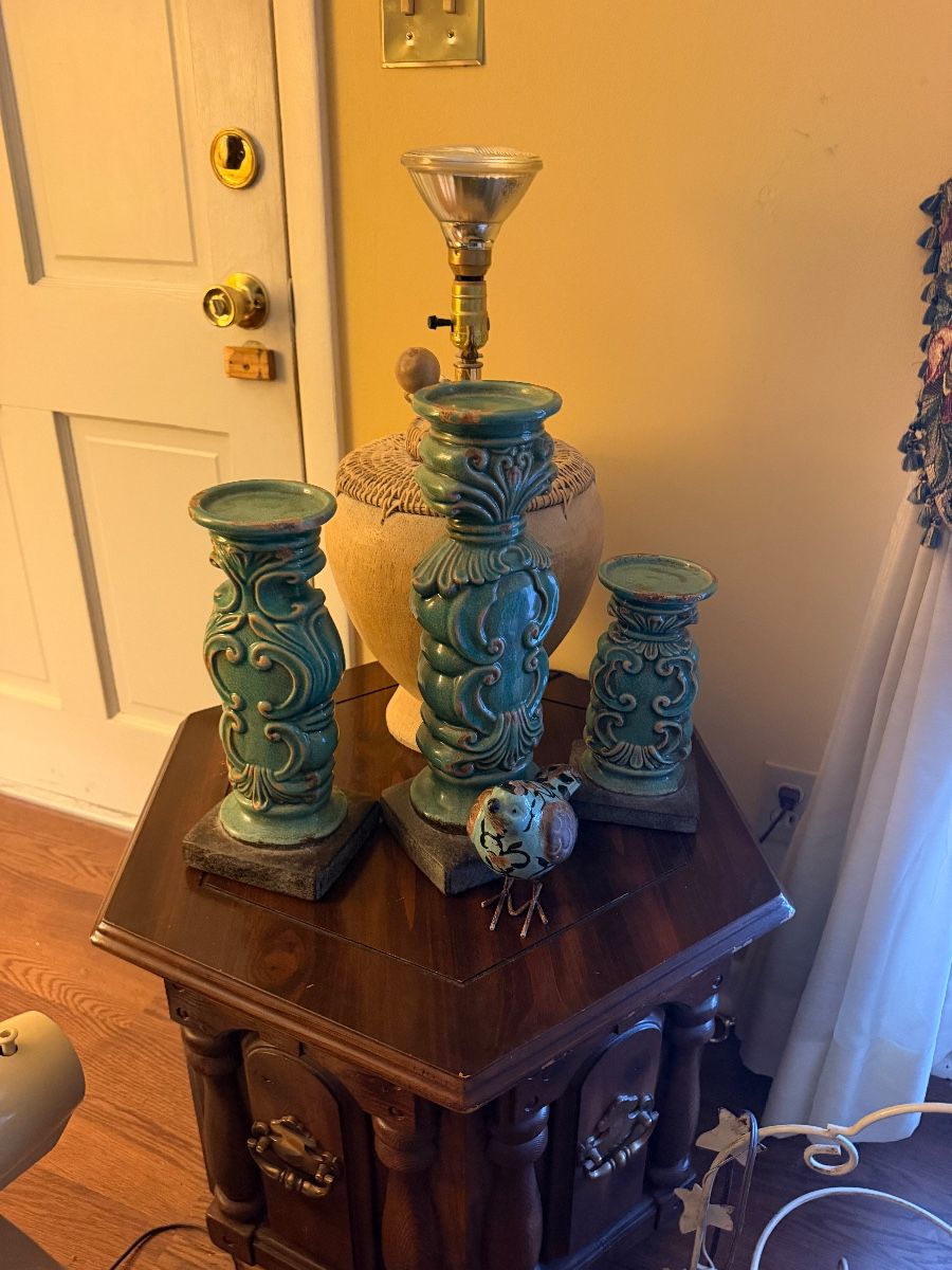 North Dothan Estate Sale - Vintage, Retro, Collectibles and More!