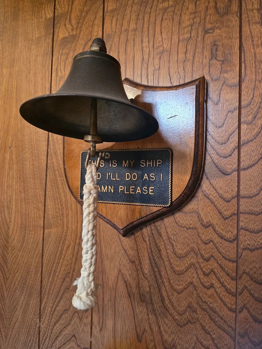Anchors, Art & Antiques - Navy, Coast Guard & Vintage Treasures