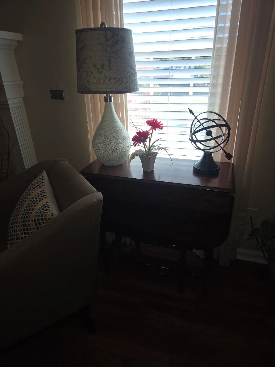 Nice Woodlands Estate Sale