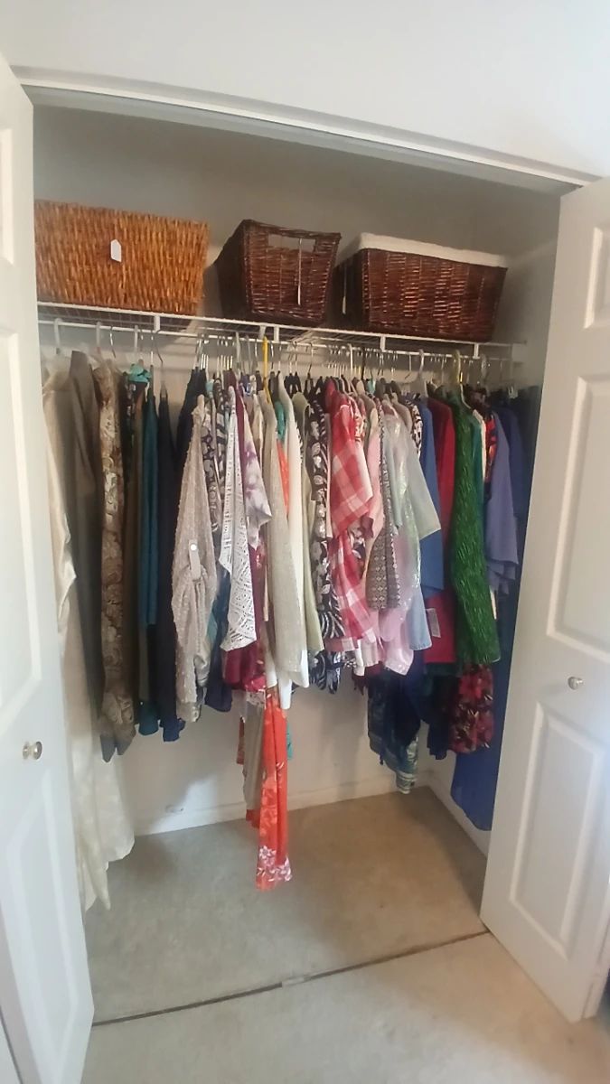 Women's Clothing & Storage Baskets Lot