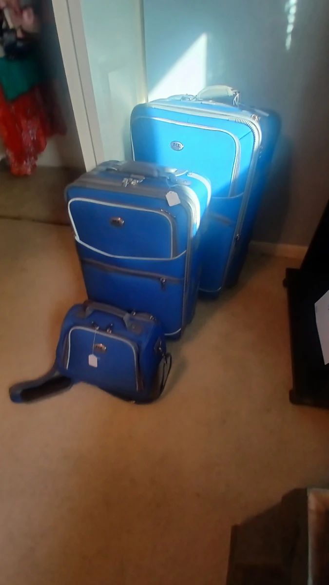 Ice Blue Luggage Set 4 Pieces