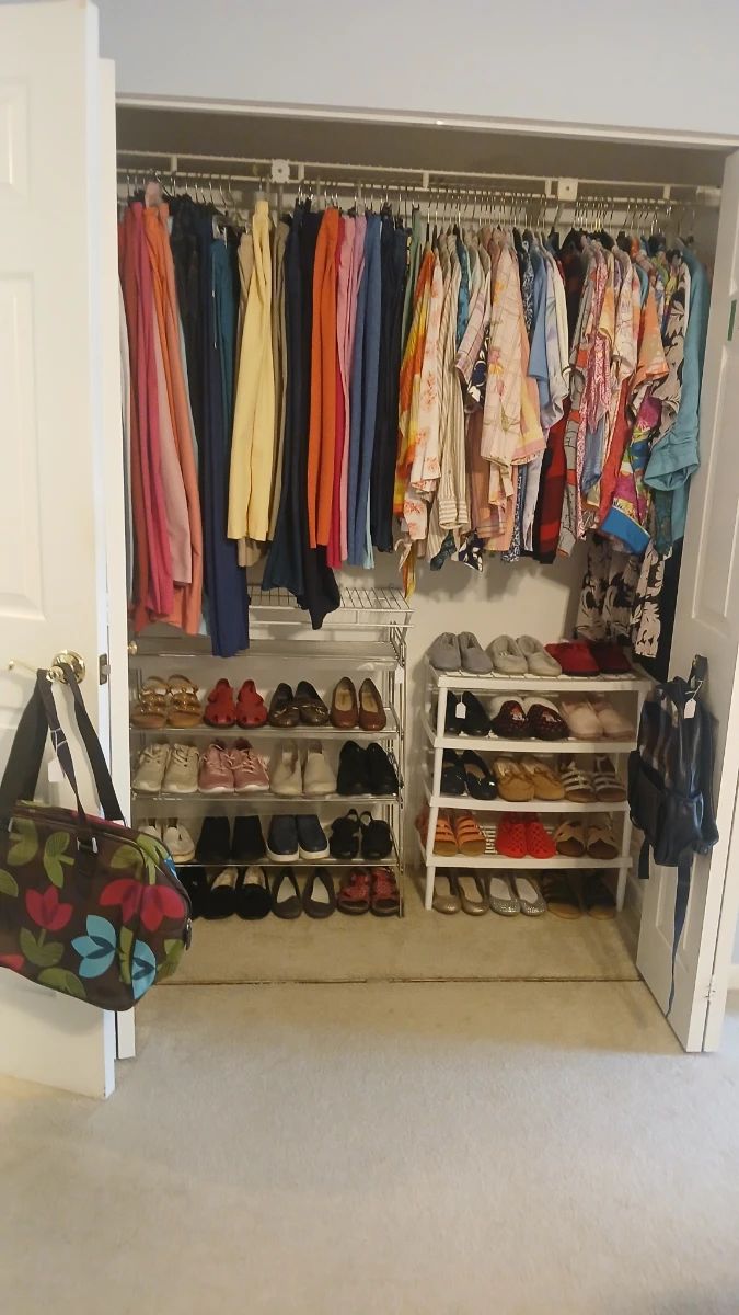 Women's Clothing & Footwear Lot