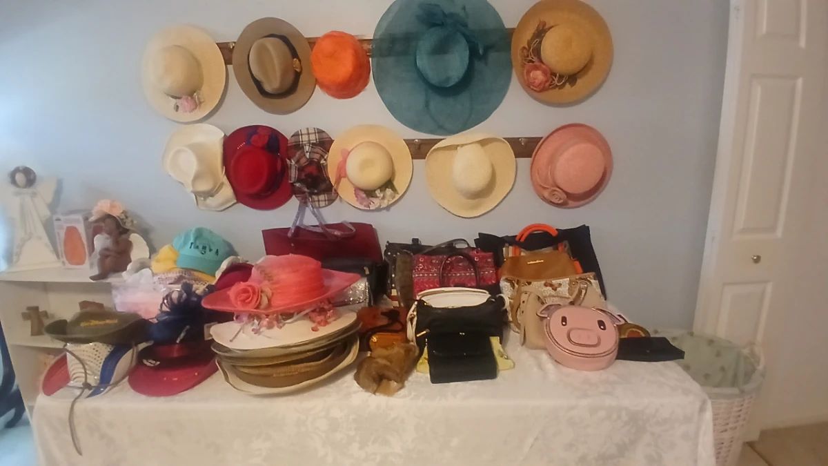 Ladies Fashion Hats and Handbags Lot