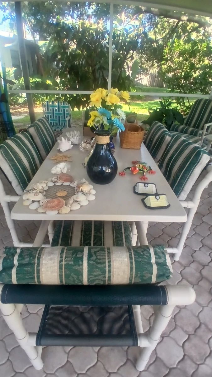 Outdoor Patio Dining Set with Chairs and Table