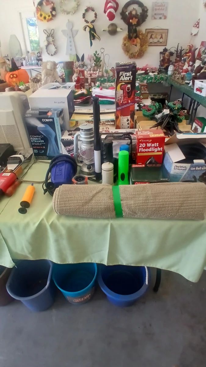 Assorted Home Goods & Small Appliances Lot