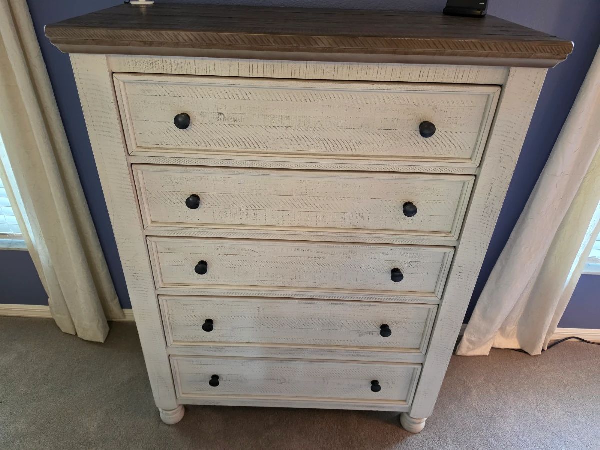 Diane's Estate Sales In Heritage Springs