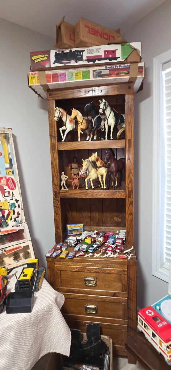 Beautiful Beginnings Estate Sales is in Sugar Hill!  Old Toys, Wurlitzer, House is PACKED!