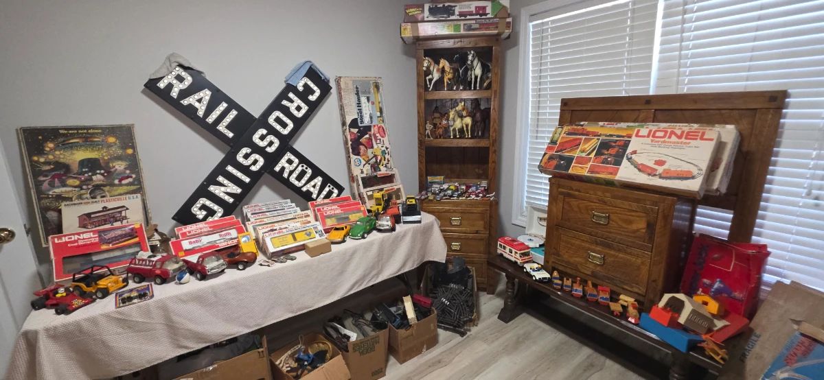 Beautiful Beginnings Estate Sales is in Sugar Hill!  Old Toys, Wurlitzer, House is PACKED!