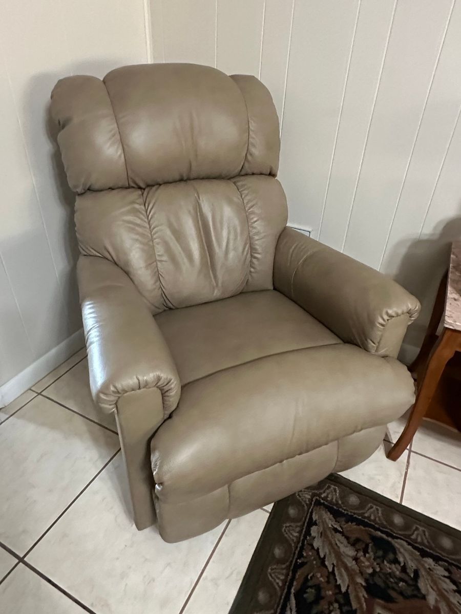 Tan Leather Recliner Chair