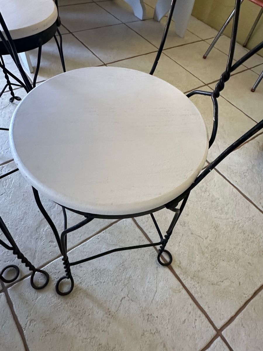 Wrought Iron Bistro Chairs Set of 4