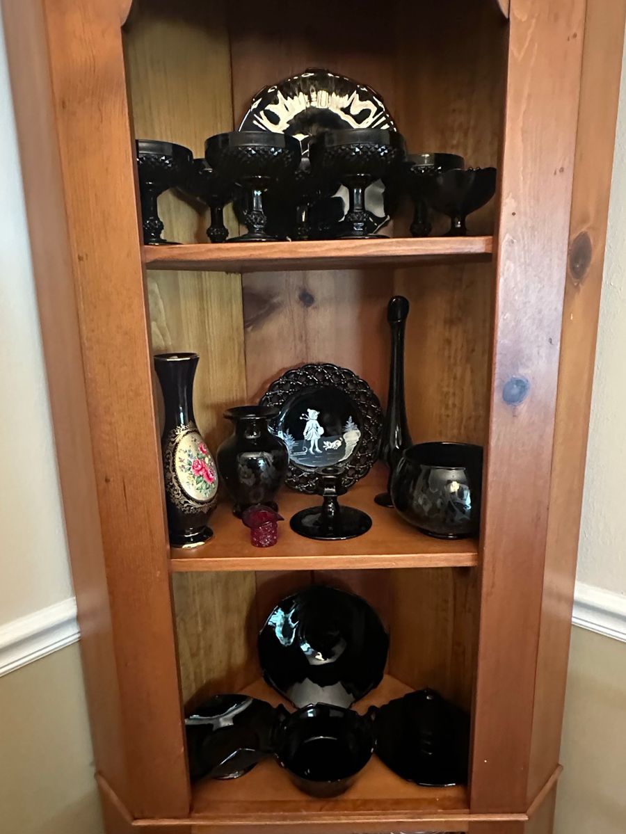 Black Glassware Collection