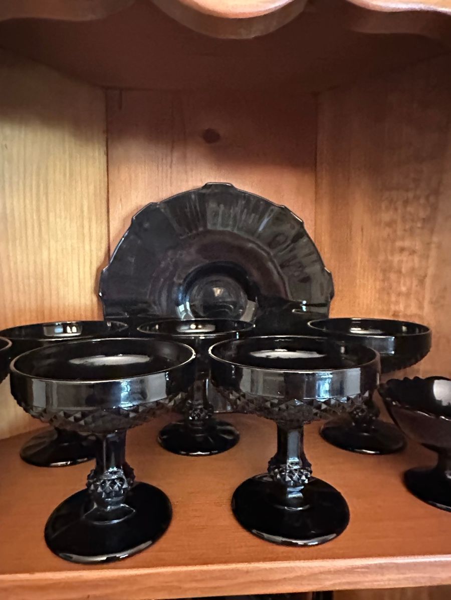 Black Glass Dessert Bowls & Serving Dishes Collection