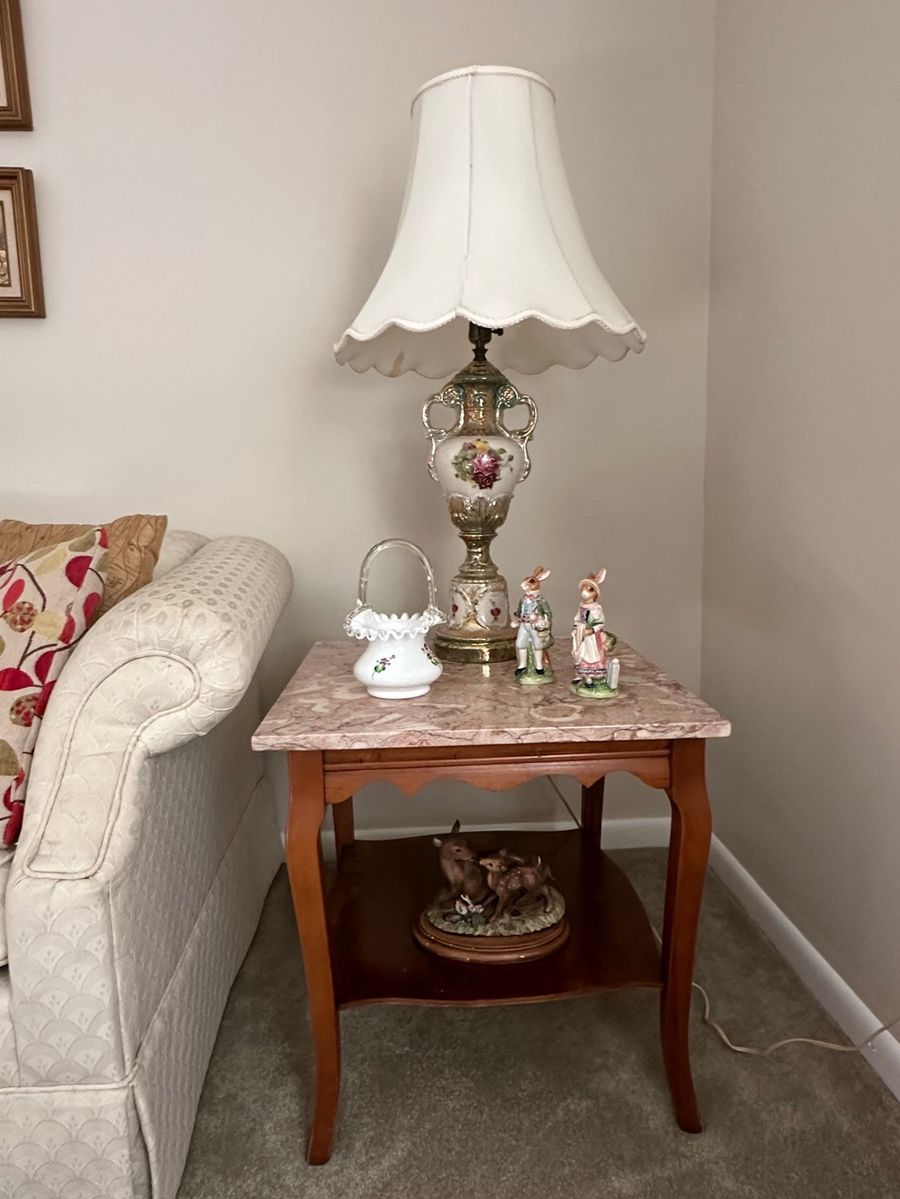 Vintage Decorative Urn Table Lamp