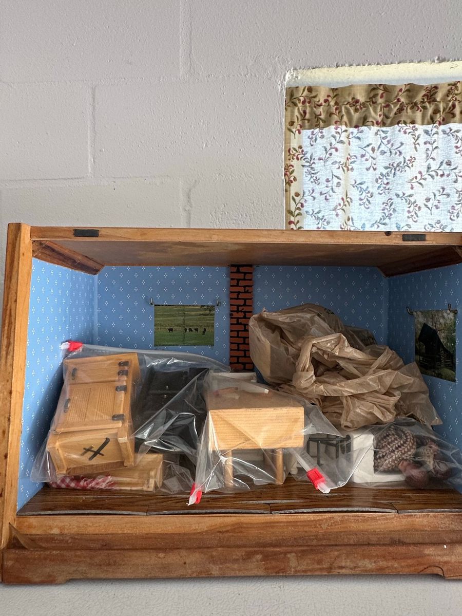 Vintage Dollhouse Furniture & Accessories Assortment