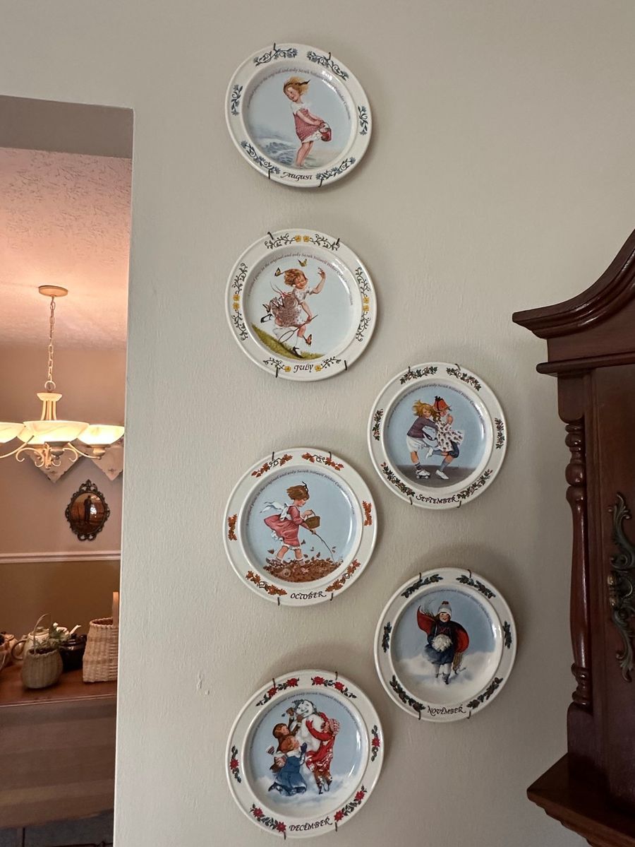 Children's Month Collector Plates Set