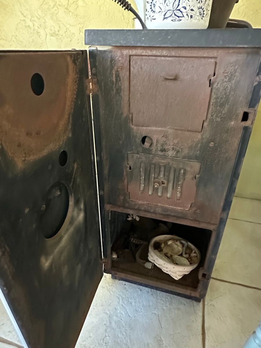 Antique Cast Iron Wood Burning Stove